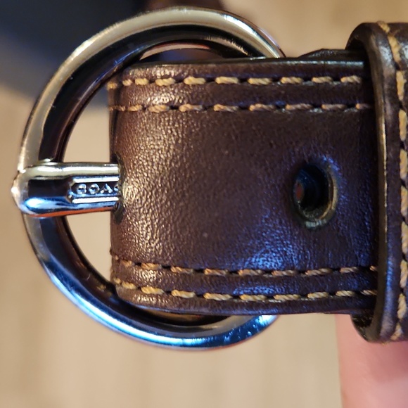 Coach Brown Signature Turn lock Sholder bag - Picture 10 of 15